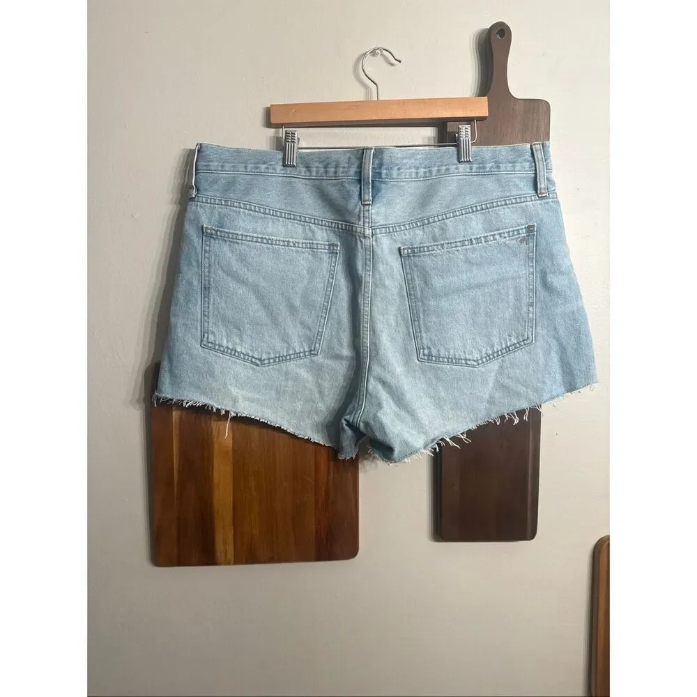 Madewell‎ relaxed denim shorts size 32